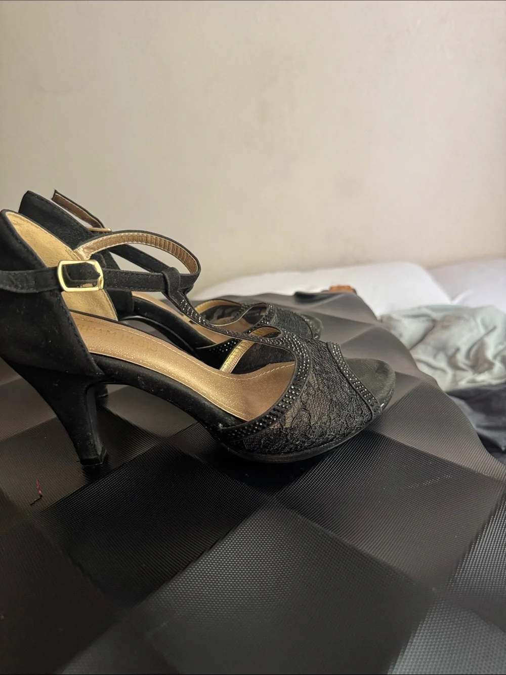 Dream Pairs Black Lace Rhinestone T-Strap Heels – Size 7.5